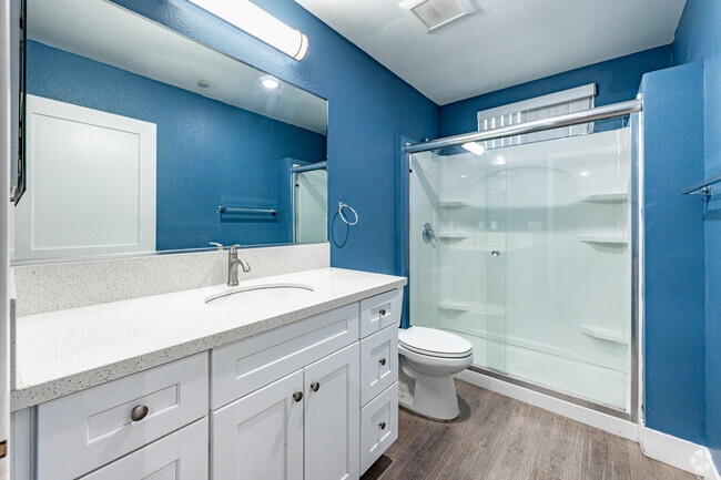 1236 W 37th Pl - Bathroom - Tripalink