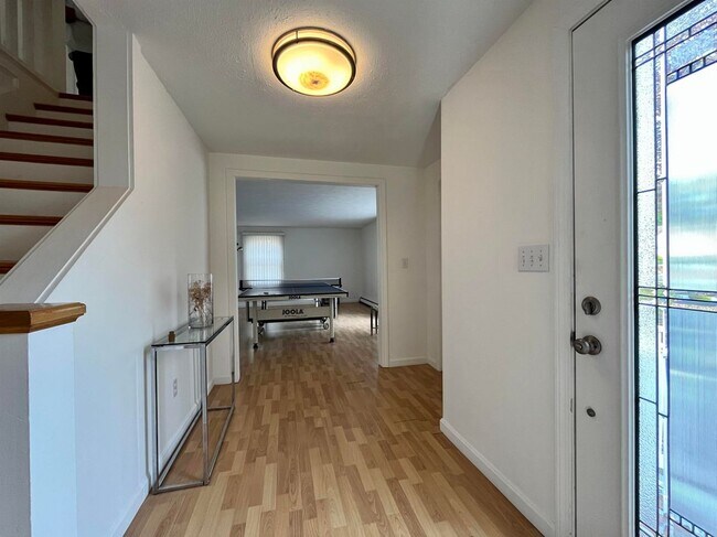 Foto del edificio - 22 River Bend Cir