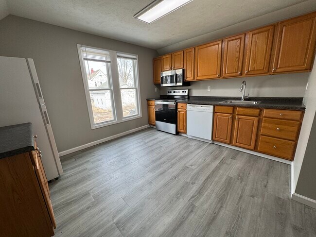 Foto del edificio - 310 E Mulberry St