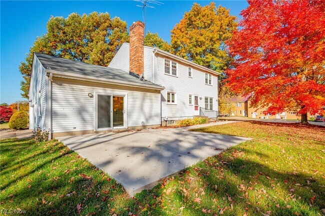 Building Photo - 8910 OH-43