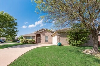 Building Photo - 320 Tripp Trail