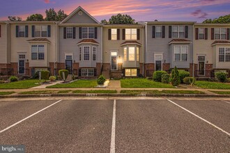 Building Photo - 3395 Bountiful Ln