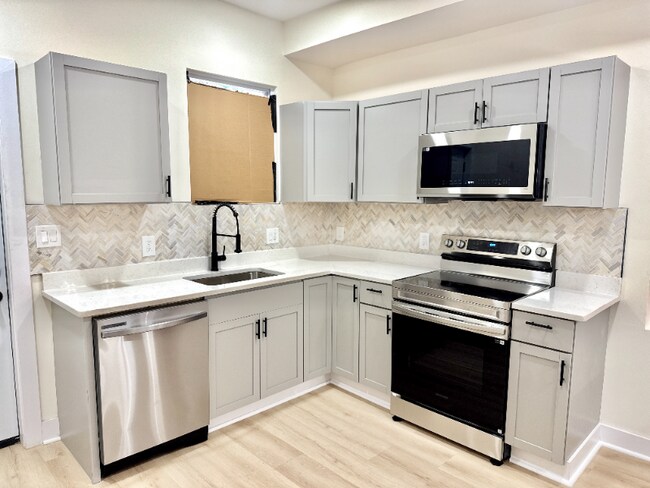 Foto del edificio - 1518 E Lanvale St