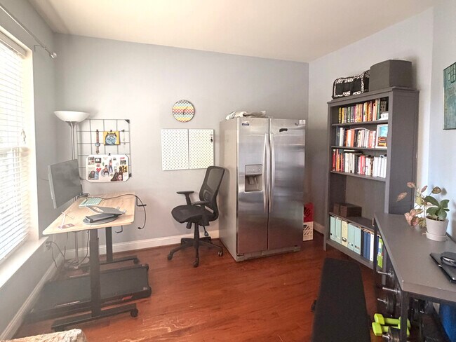 Foto del edificio - 81 Linden Pl