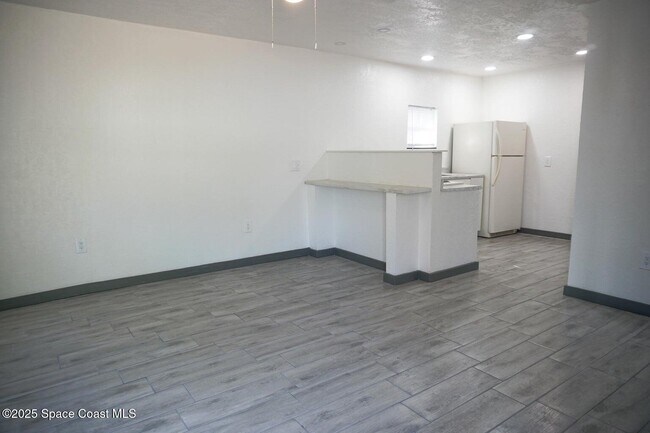 Foto del edificio - 2850 Shwonda Ave NE