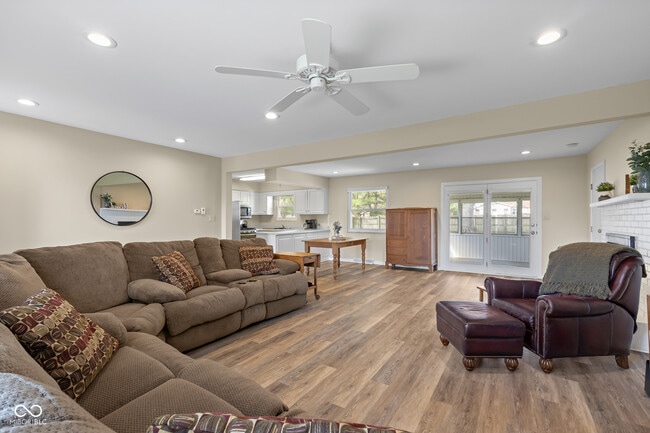 Foto del edificio - 3390 Carolina St