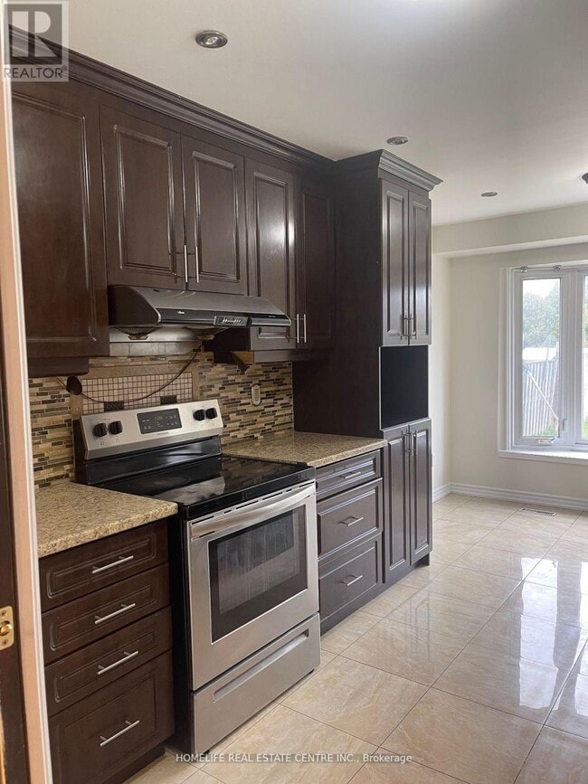 Photo du bâtiment - 52 Bridekirk Pl