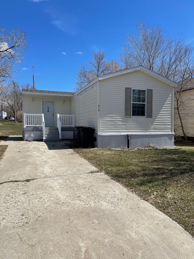 Foto principal - 3 Bedroom House in Kenmare, ND!