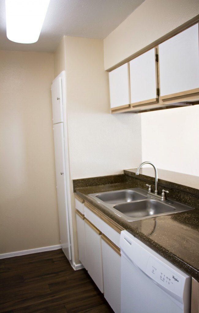 Amber Dawn Apartments Apartments Dallas, TX