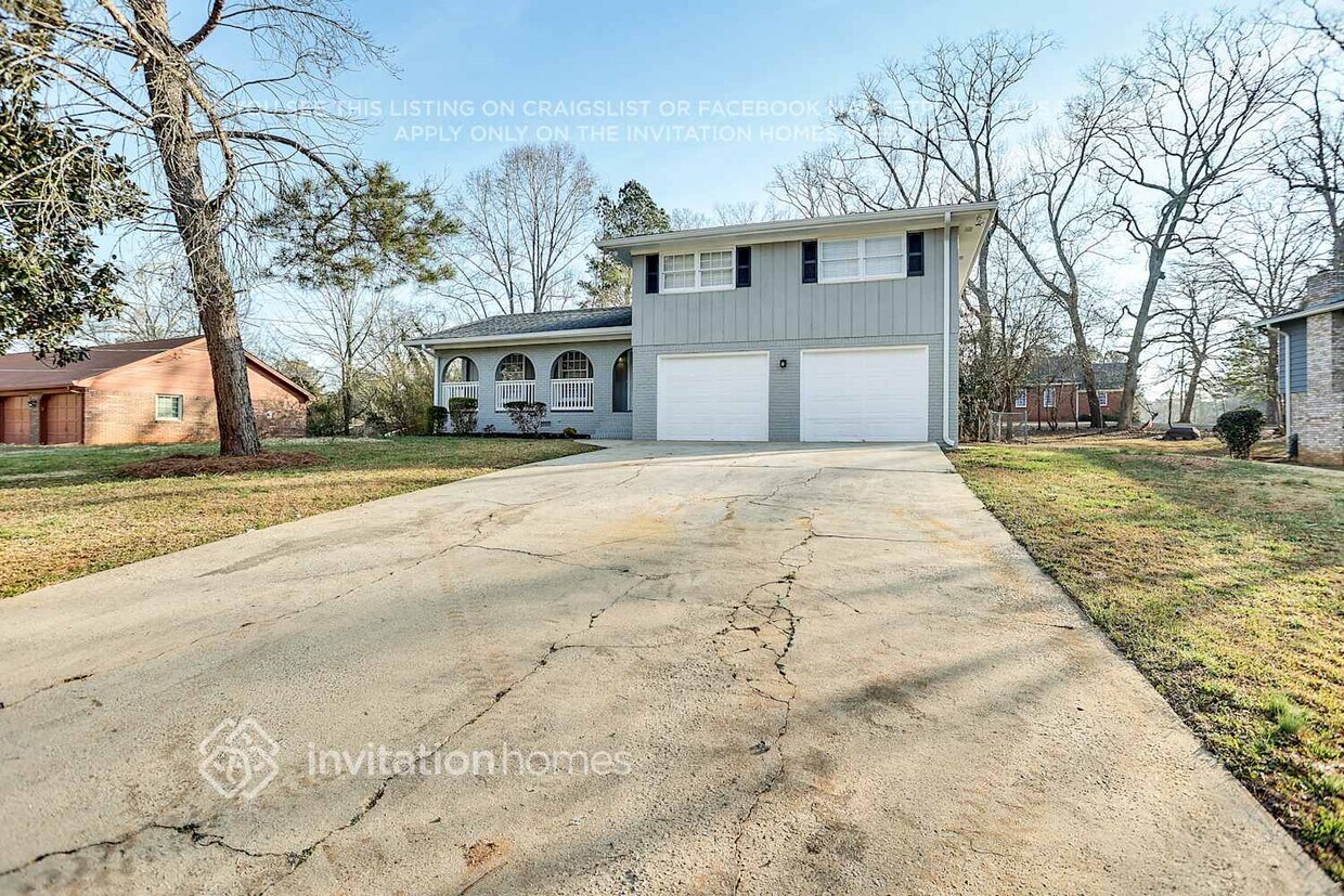 Primary Photo - 3082 Donavan Way