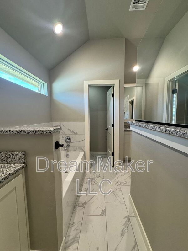 Building Photo - 671 Flowers Drive