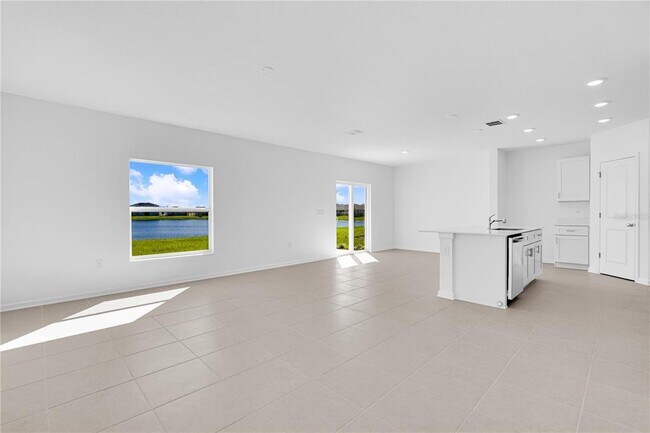 Foto del edificio - 4751 Guinep Ln