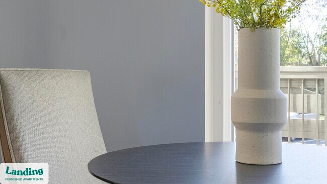 Foto del edificio - 1000 Forestview Dr