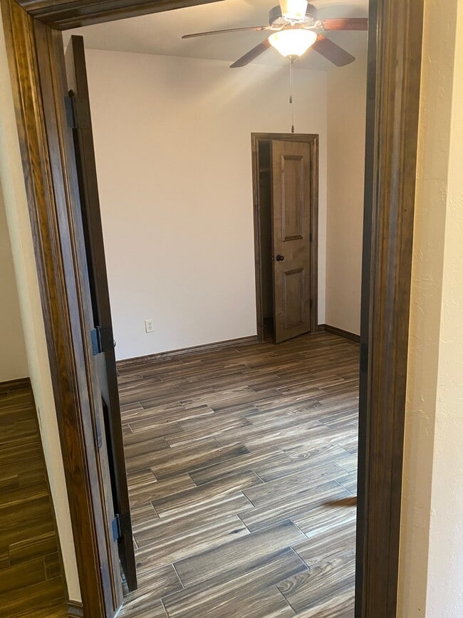 Building Photo - 13145 Austrian Pine Dr