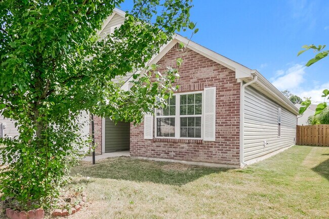 Foto del edificio - 2532 Copper Hill Dr