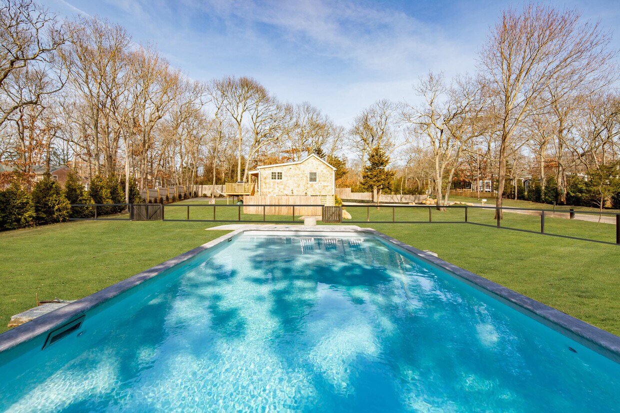 Foto principal - 21 Barry Ln