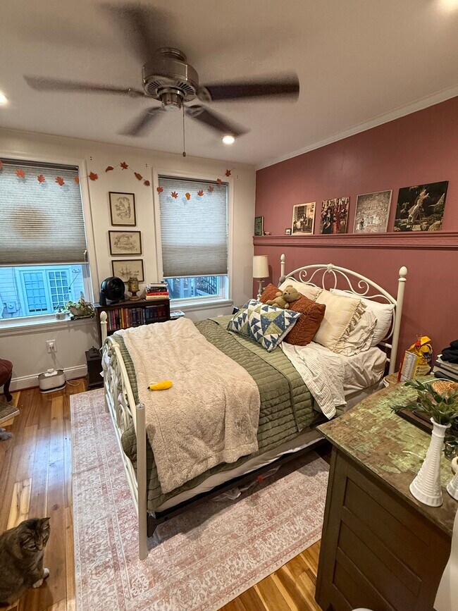 Foto del edificio - 1454 Reynolds St