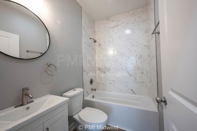 Foto del edificio - 2825 McPherson St