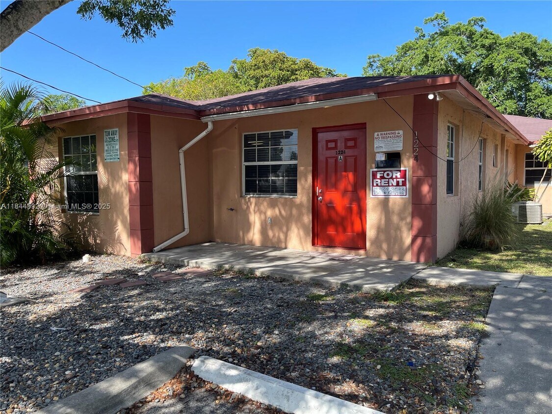 Primary Photo - 1224 NE 2nd Ave