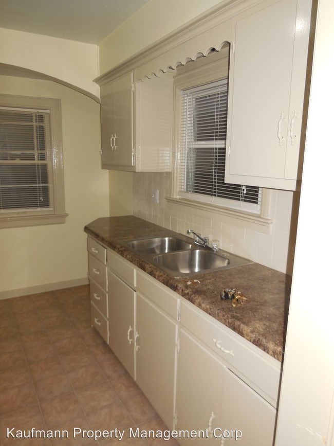 Foto del edificio - 2 br, 1 bath House - 2942 Lillie Street