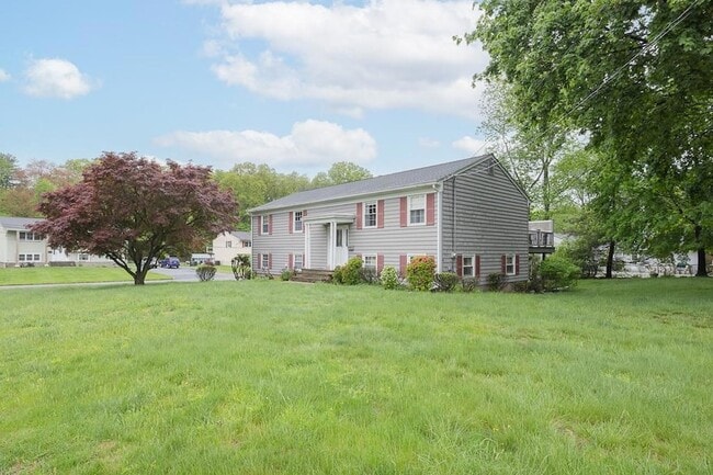 Building Photo - 12 Gerken Dr