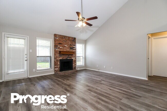 Building Photo - 6602 Glen Falls Dr