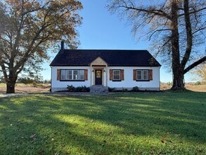 Building Photo - 818 Otter Creek Rd