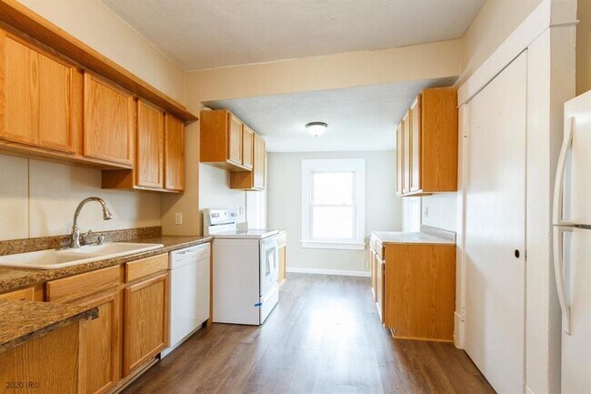 Foto del edificio - 709 Pleasant View Dr