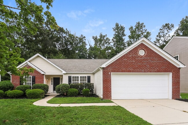 Building Photo - 2111 Hunters Trail Dr