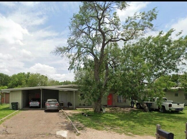 Building Photo - 1806 Rio Hondo Rd
