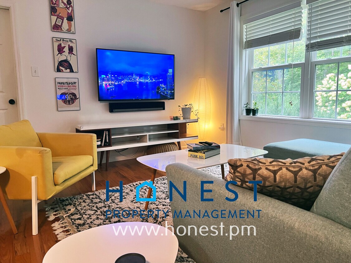 53 Baribeau Dr, Brunswick, ME 04011 House Rental in Brunswick, ME