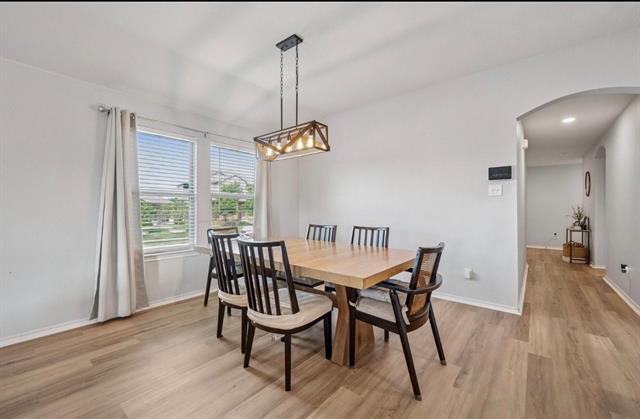 Foto del edificio - 900 Sapphire Dr