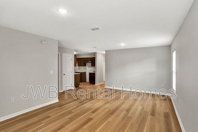 Building Photo - 63 W 53rd St
