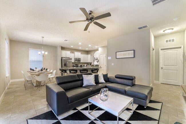Foto del edificio - 5369 Oakbourne Ave