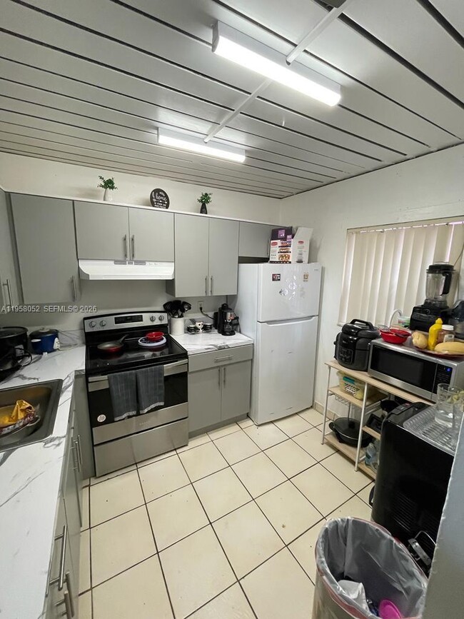 Foto del edificio - 19781 SW 114th Ave