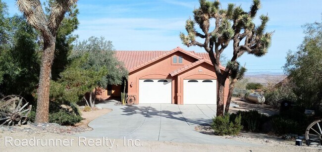 Building Photo - 3 br, 2 bath House - 61218 Sandalwood Trail