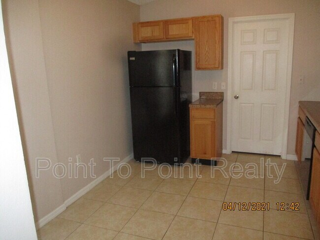 Foto del edificio - 3192 Garden Brook Rd