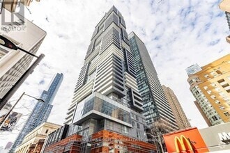 Building Photo - 7-5017 Grenville St