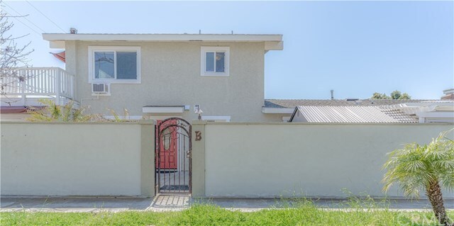 Primary Photo - 526 17th St