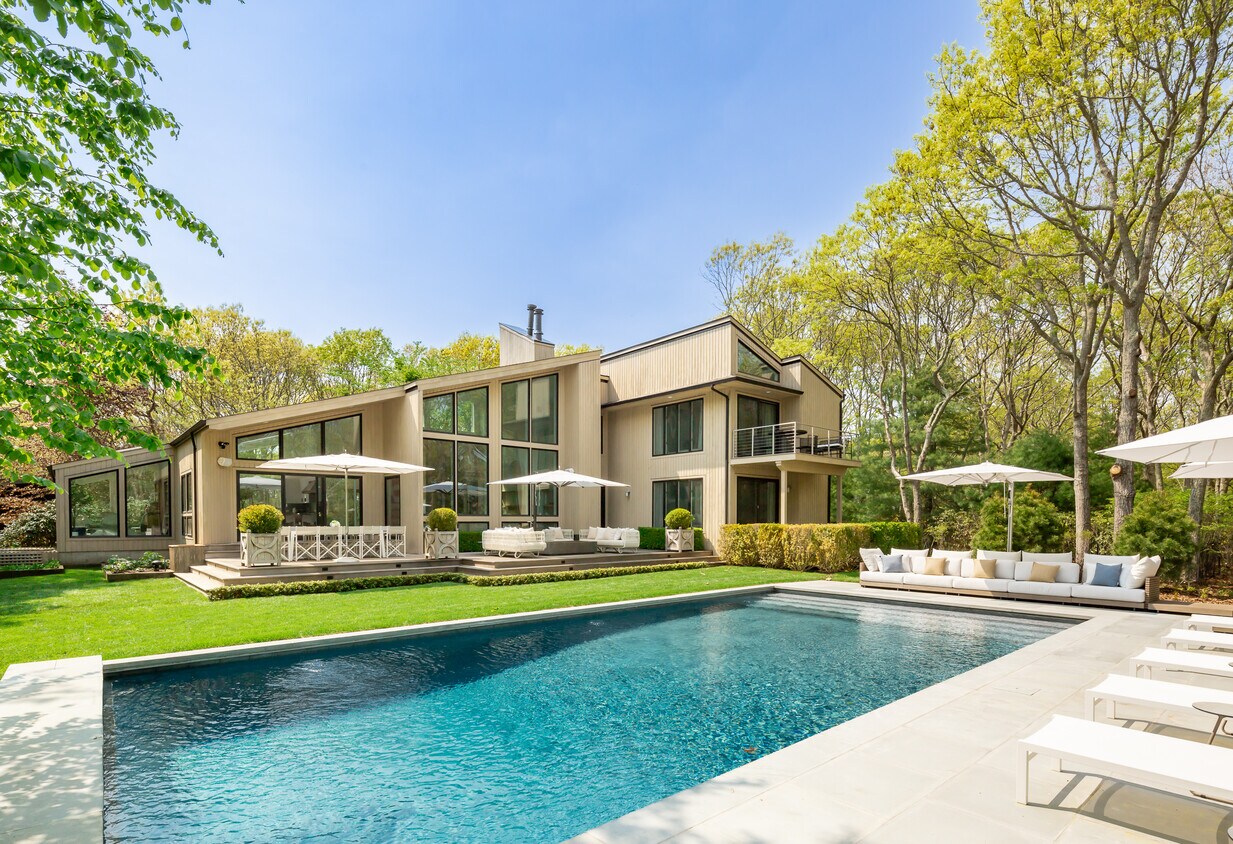Foto principal - 8 Kettle Ct