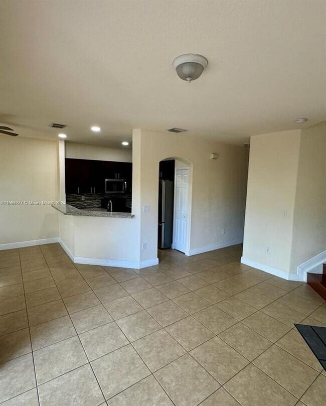 Building Photo - 10900 NW 78th Terrace