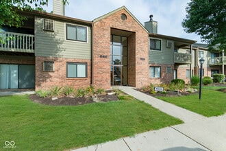 Building Photo - 4530 Village Ct