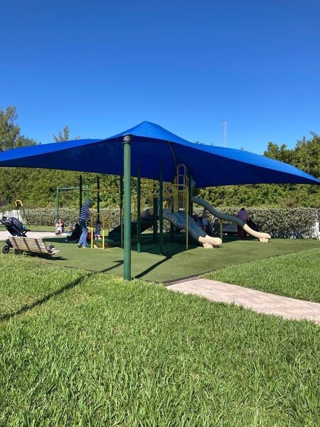 Building Photo - 1275 Yellowheart Way