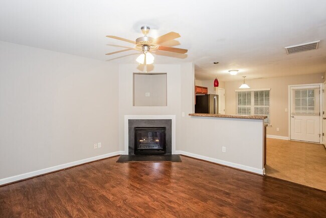 Foto del edificio - 4198 Broadstairs Dr SW