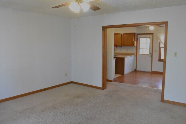 Building Photo - Presidential Lakes Presents....