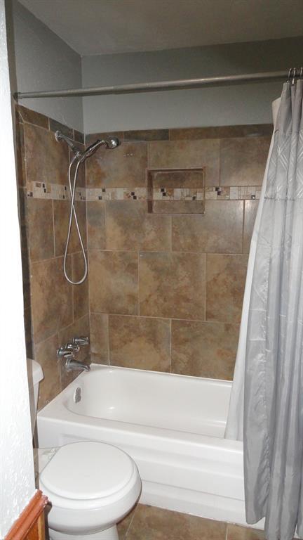 Building Photo - 12500 Sandpiper Dr