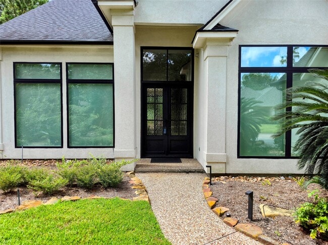 Building Photo - 19 Acorn Cluster Ct