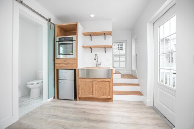 Foto del edificio - Studio Apartment in Daytona with Beach Vie...