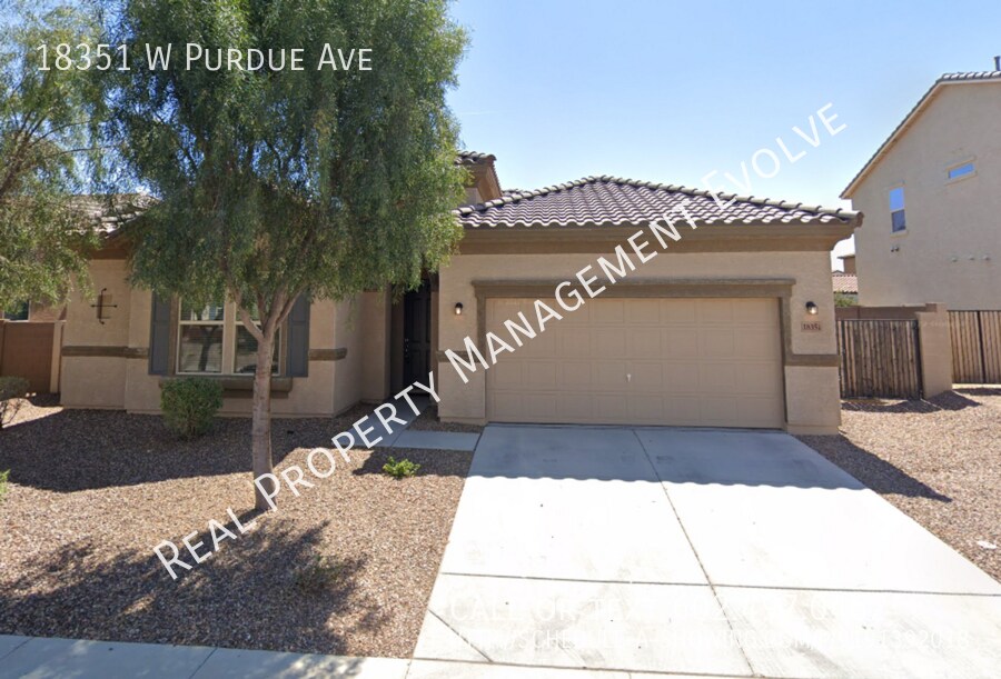 Fresh New Paint House Rental in Waddell, AZ