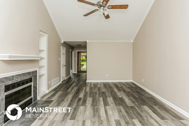 Building Photo - 5299 Shady Ridge Dr